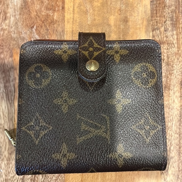 Louis Vuitton micro wallet - Picture 4 of 4